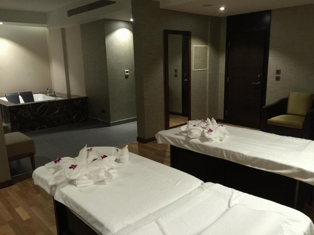 Ramee Rose Hotel Image 15