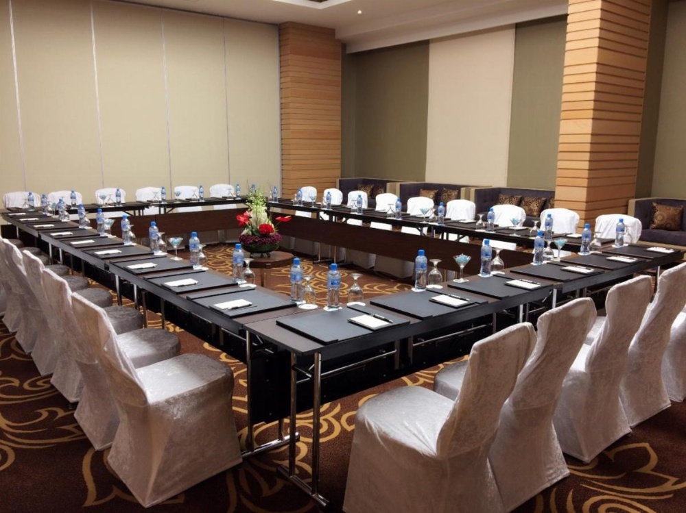 Ramee Rose Hotel Image 7