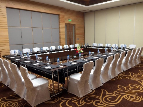 Ramee Rose Hotel image 8